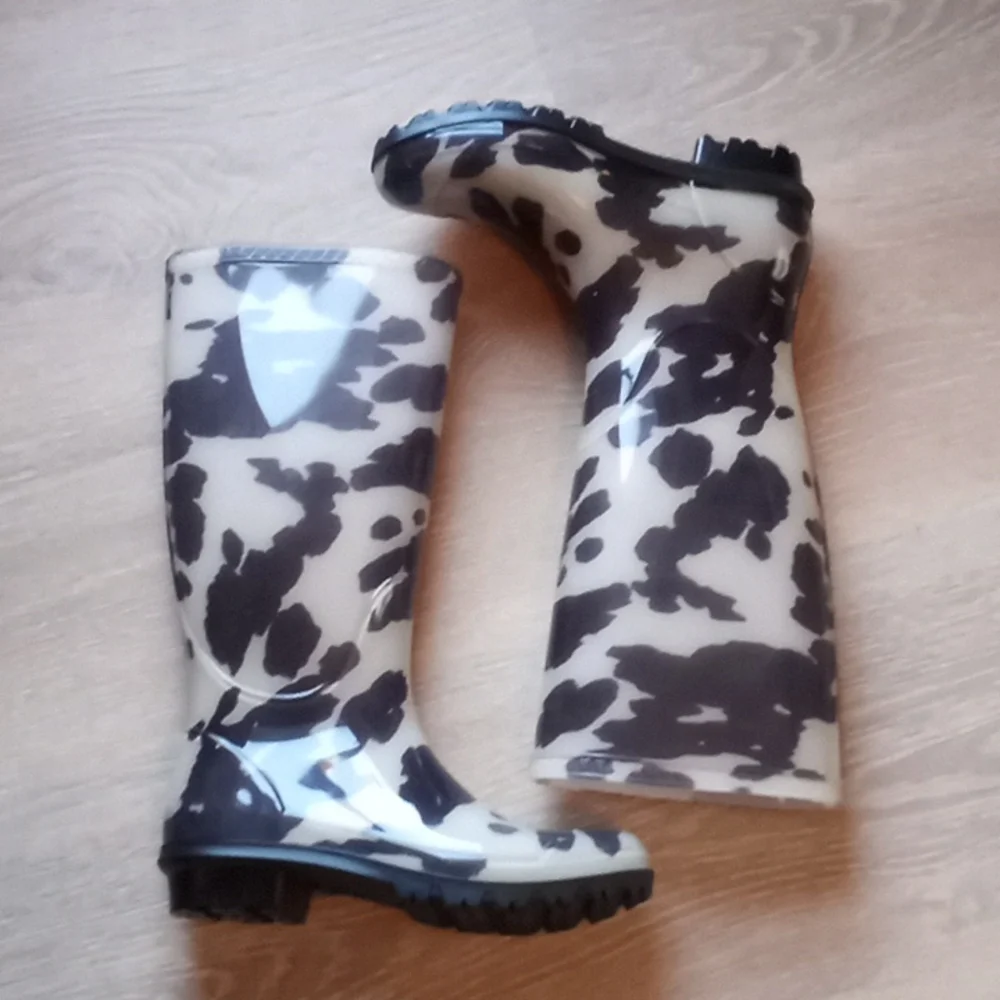 Women's Chinook Tall Rain Boots Cow Print Chunky Heel - Picture 3 of 13